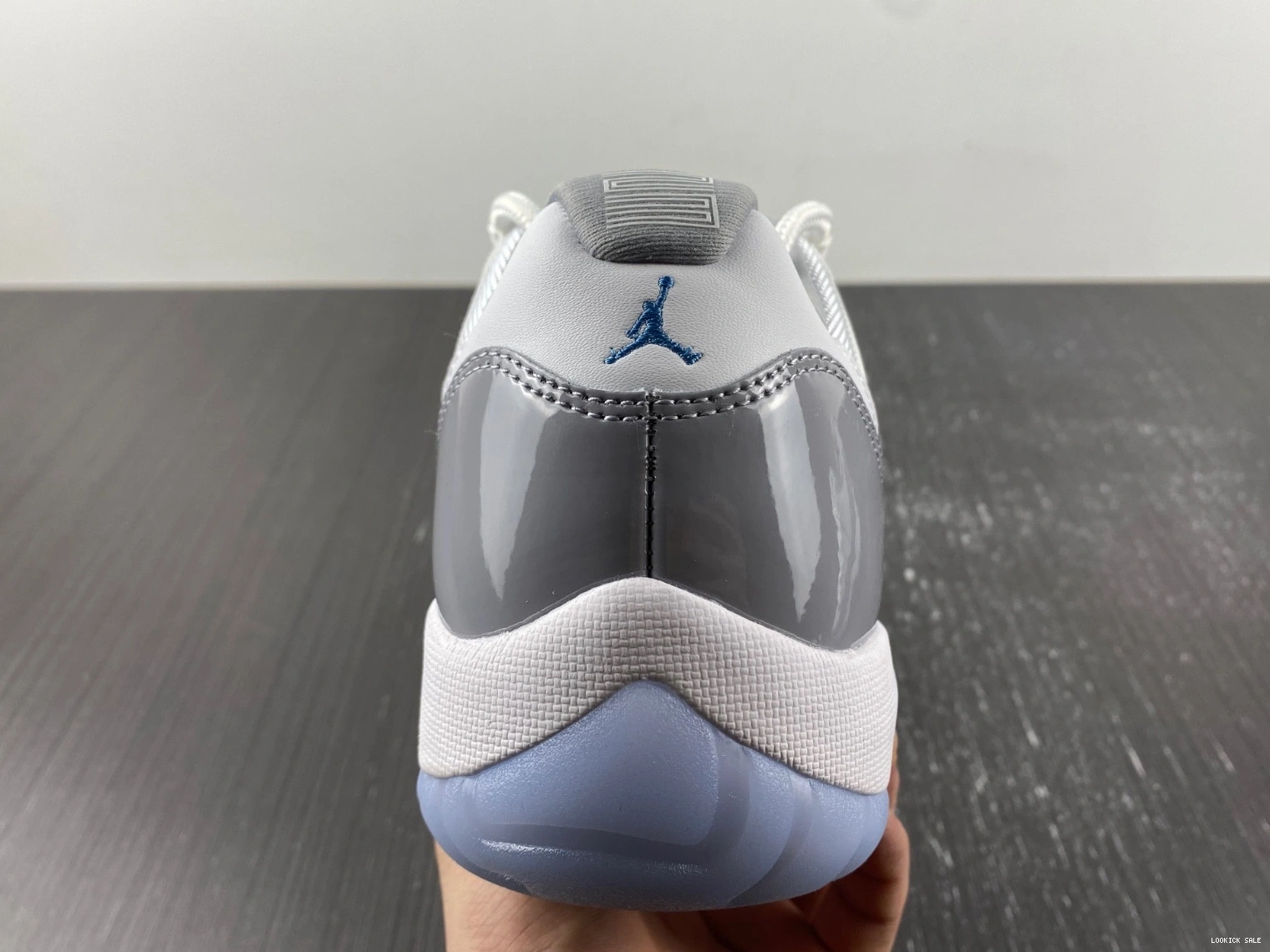 Cheap Cement AV2187-140 11 Air Jordan Low Grey 0518